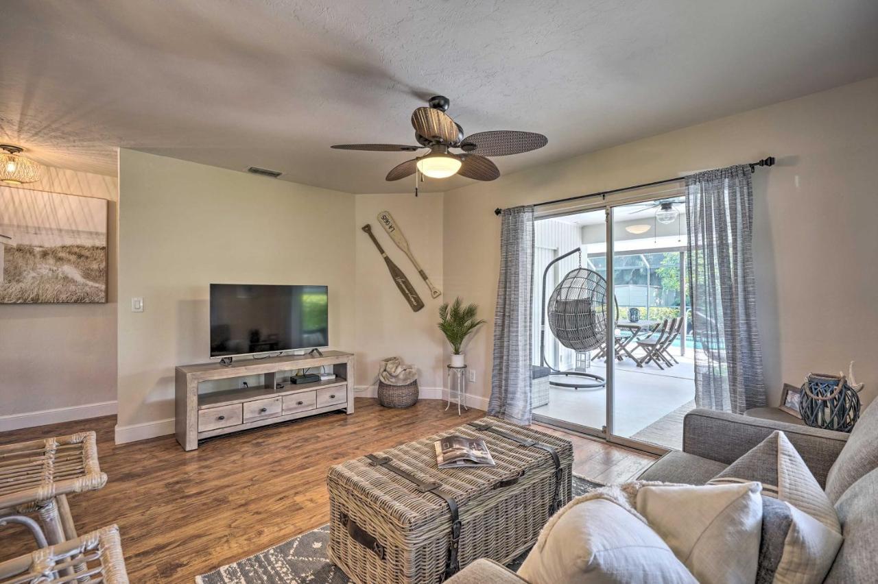 Naples Oasis With Screened Pool, Bike To Beach! Екстериор снимка